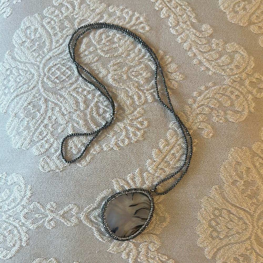 Elegant Silver Pendant Necklace